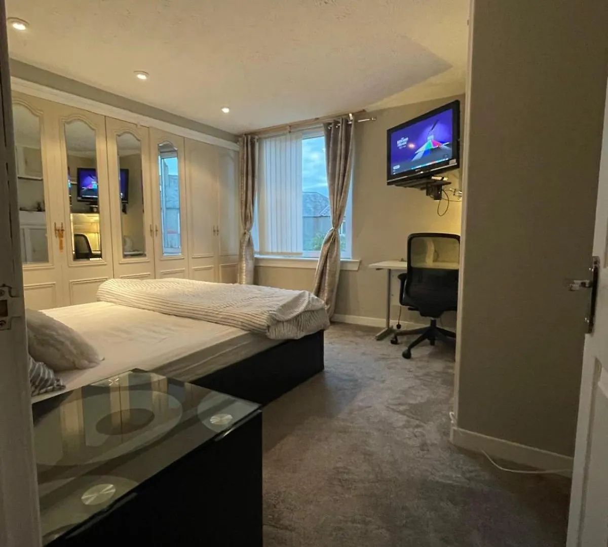 Room In A Home contacts